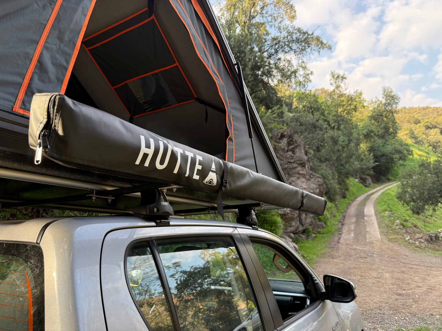 Arriendo Carpa de Techo Stratos – HÜTTE